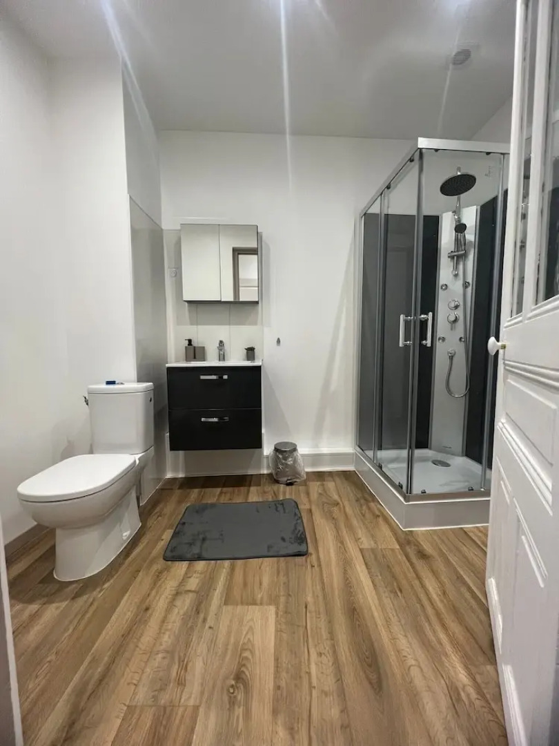 Gîtes by Hôtel Les Reflets Jaunes