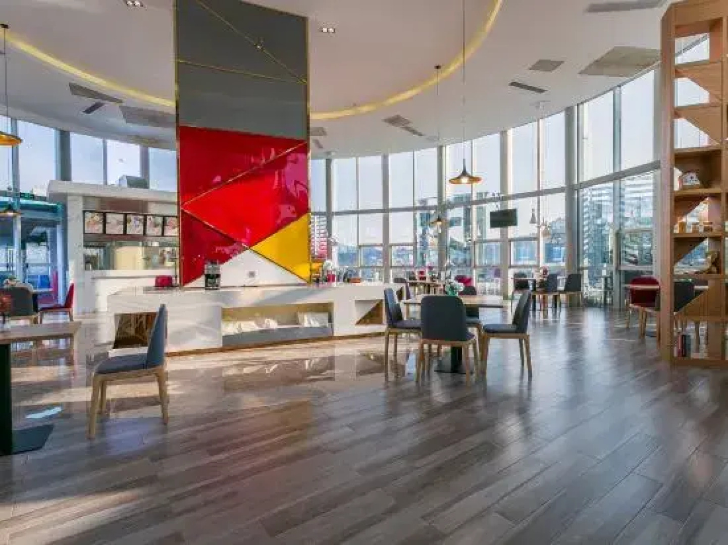 Borrman Hotel Hechi Bama