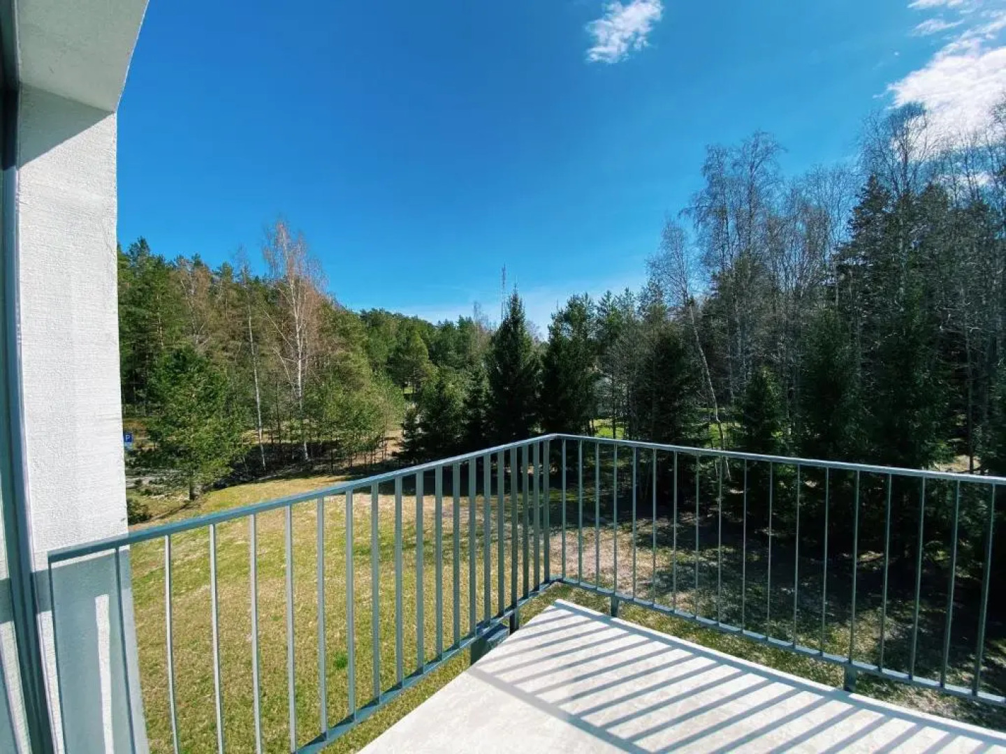 Albatross Mini - 2 Room Seaside Air-conditioned Apartment with Balcony