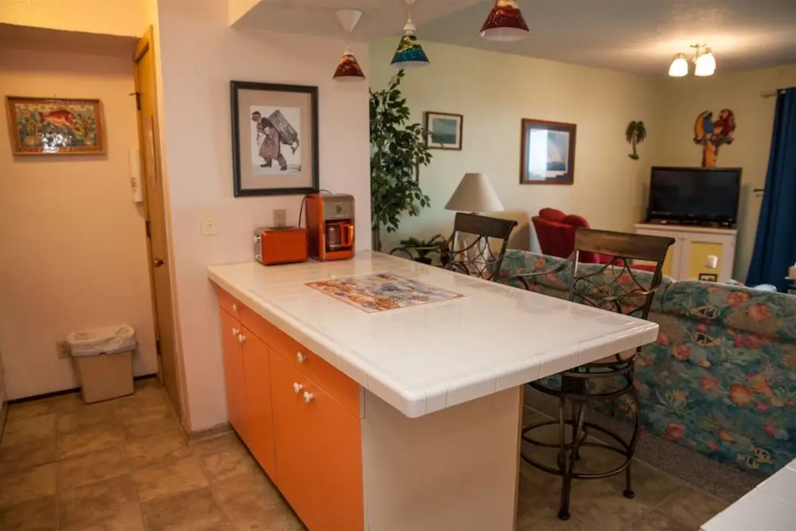 NC 12 56358-6 SW Condo by RedAwning