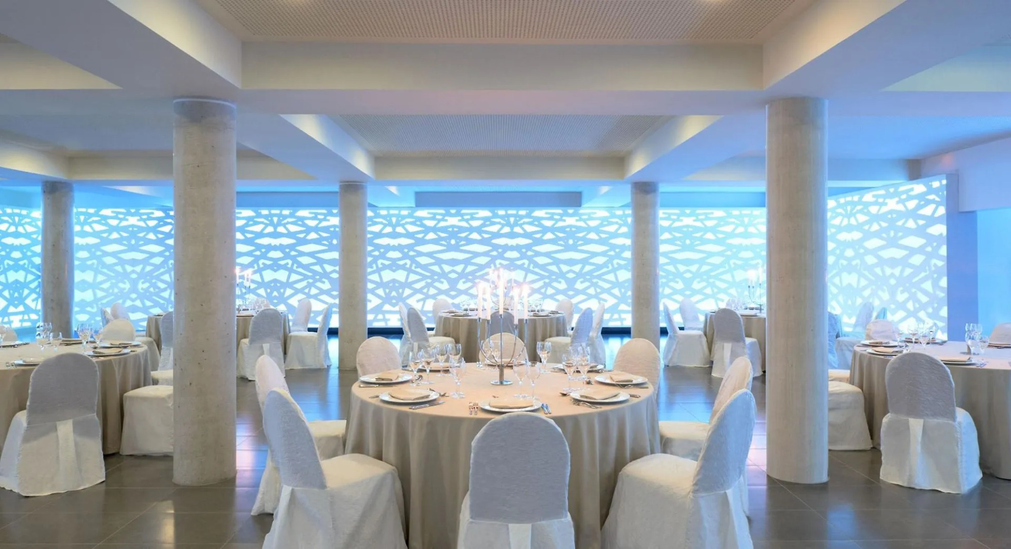 Le Meridien Ra Beach Hotel & Spa