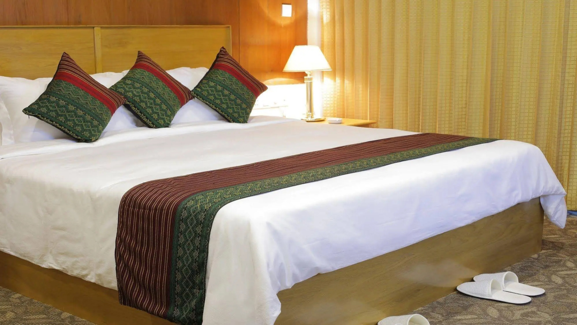 Amazing Kengtong Resort