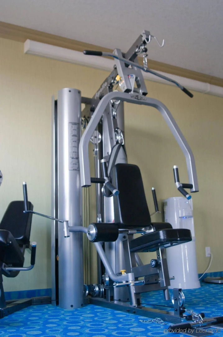 Redwood Inn & Suites - Grande Prairie