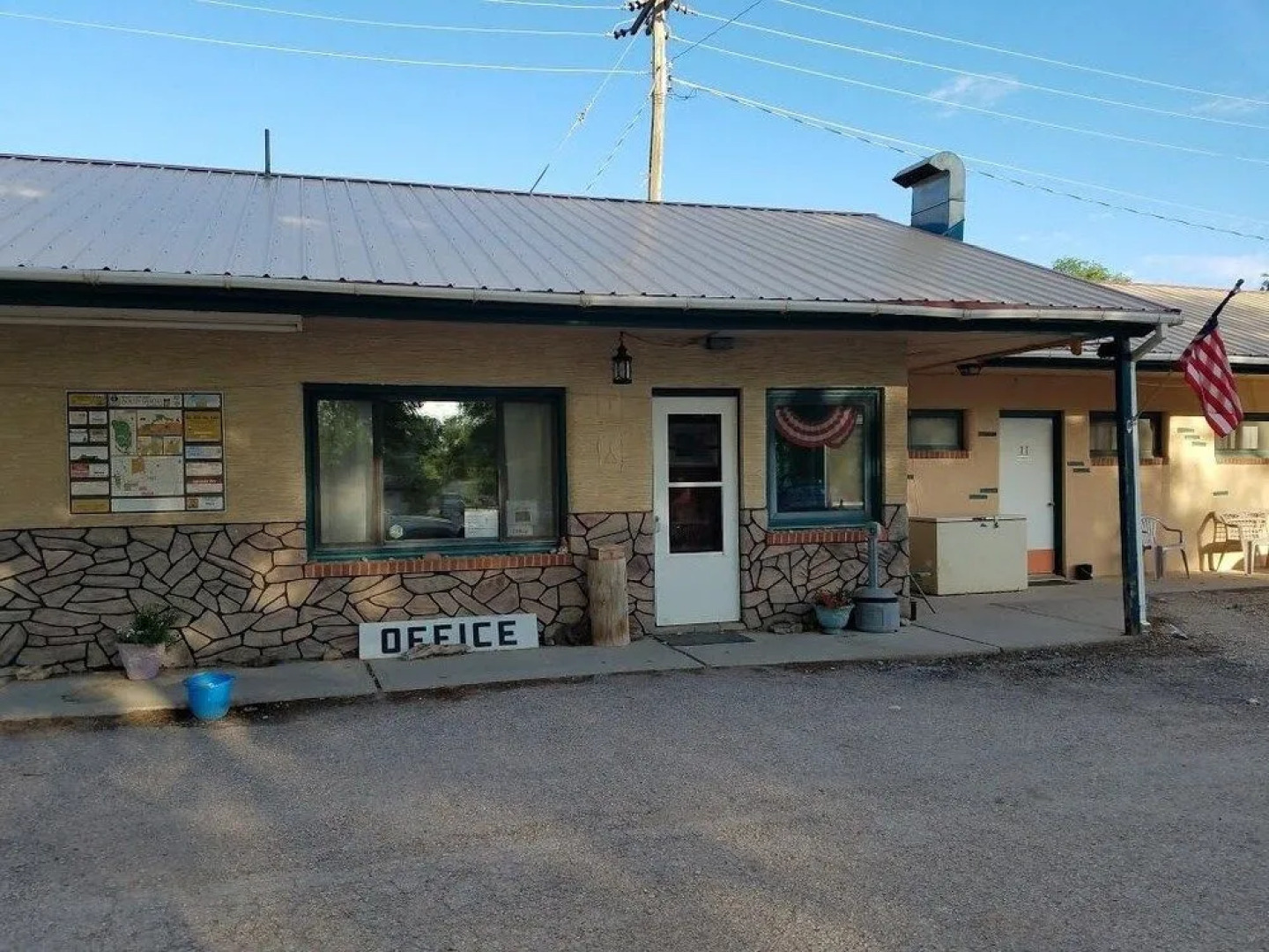 Cowboy Inn