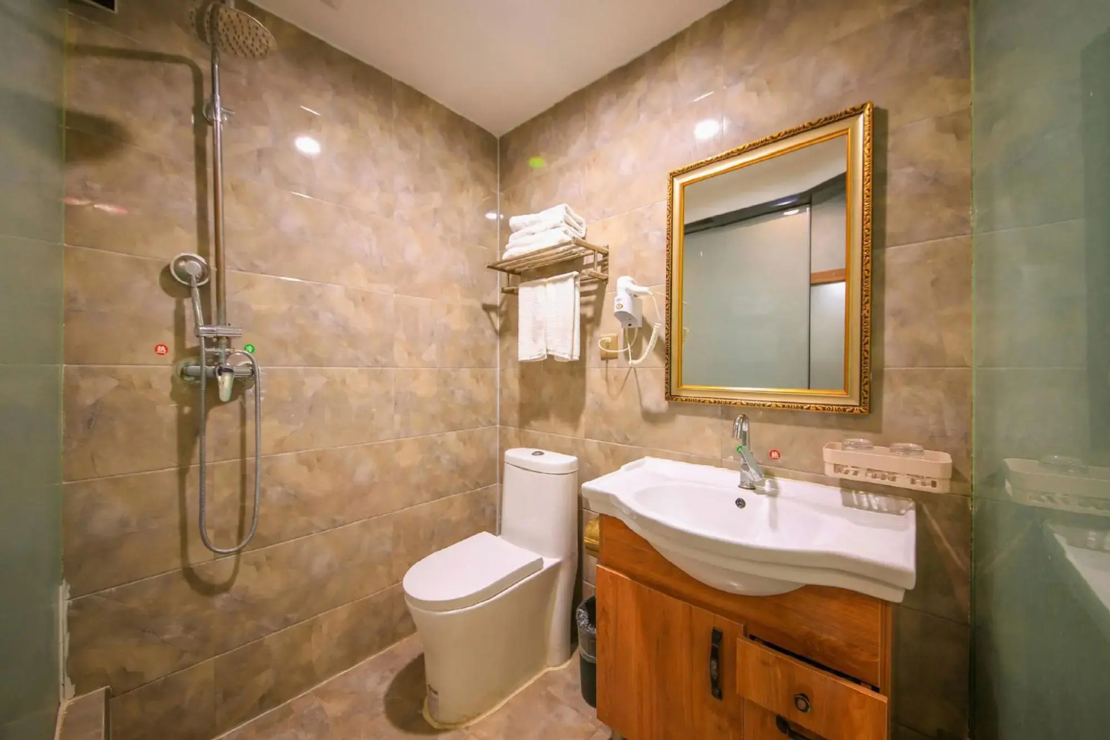 Jinshiyuan Business Theme Hotel