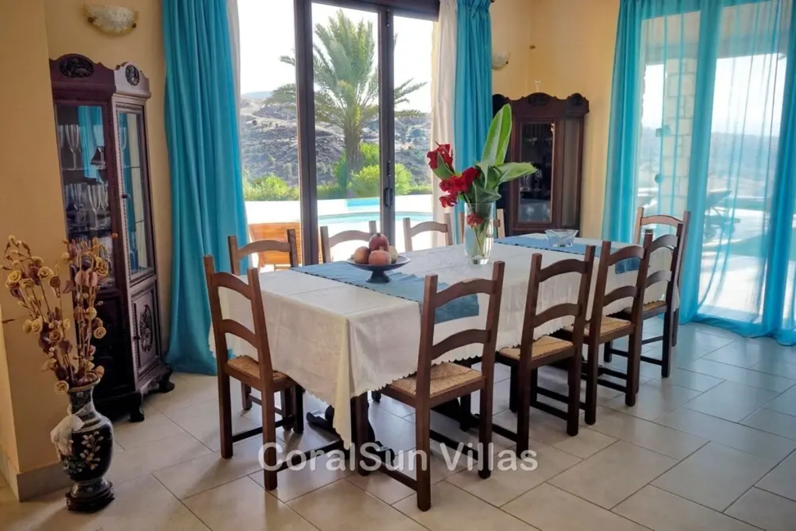 Amazing Luxury Villa, Enormous Heated Pool Jacuzzi, Gym, Games Room In Paphos,