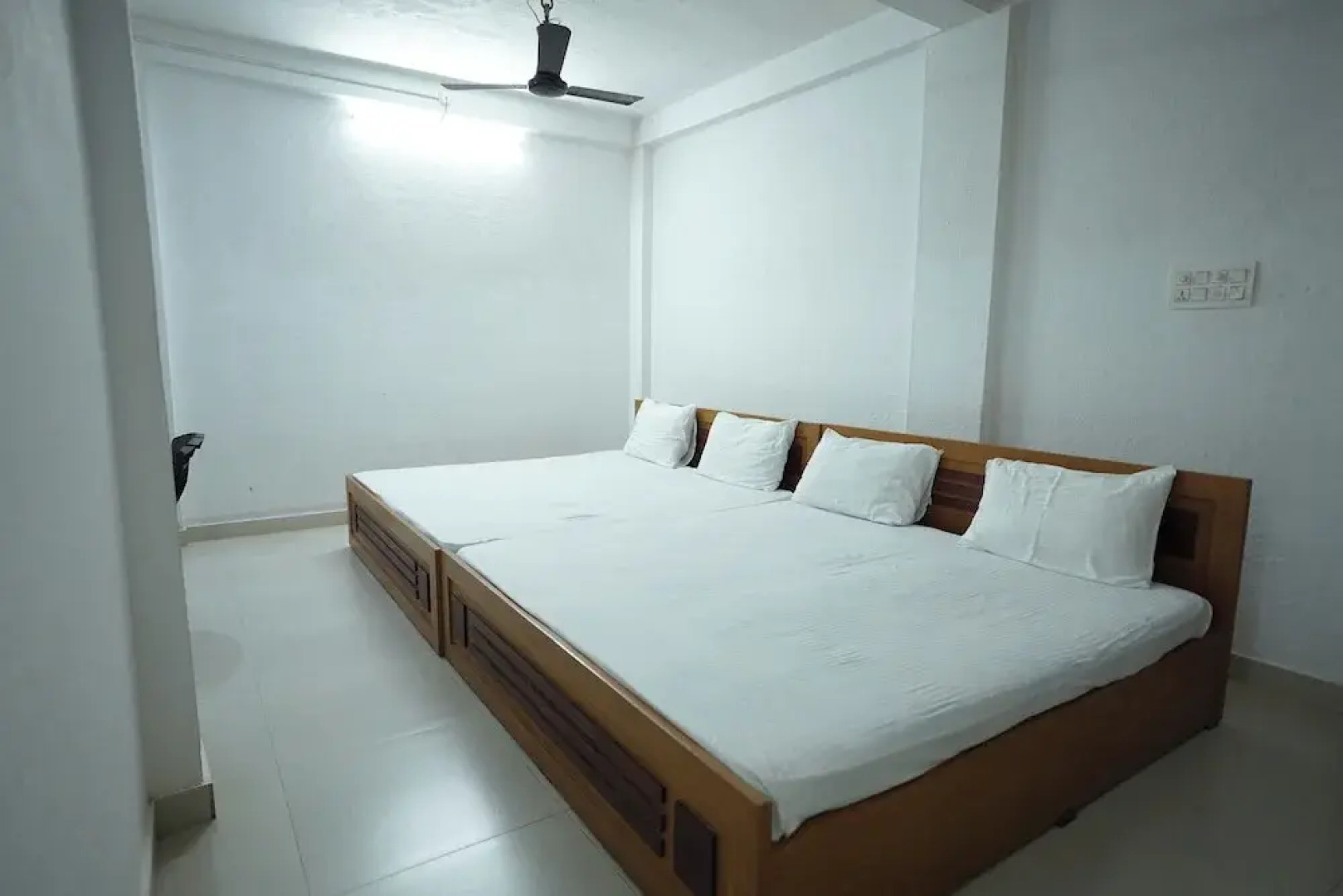 Parassini Tourist Home