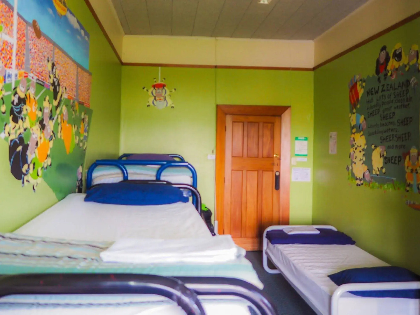 Noah's Ark Flashpacker