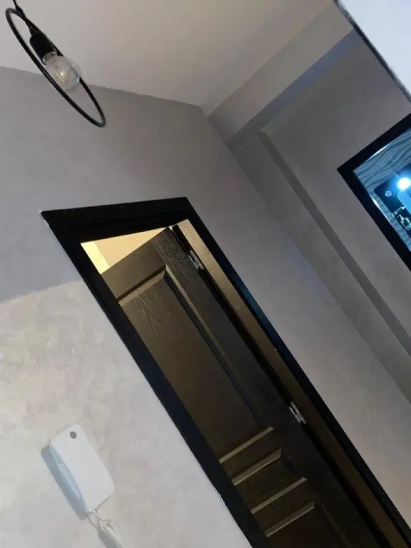 Appartement Moderne o6 3 7 7o 23 36