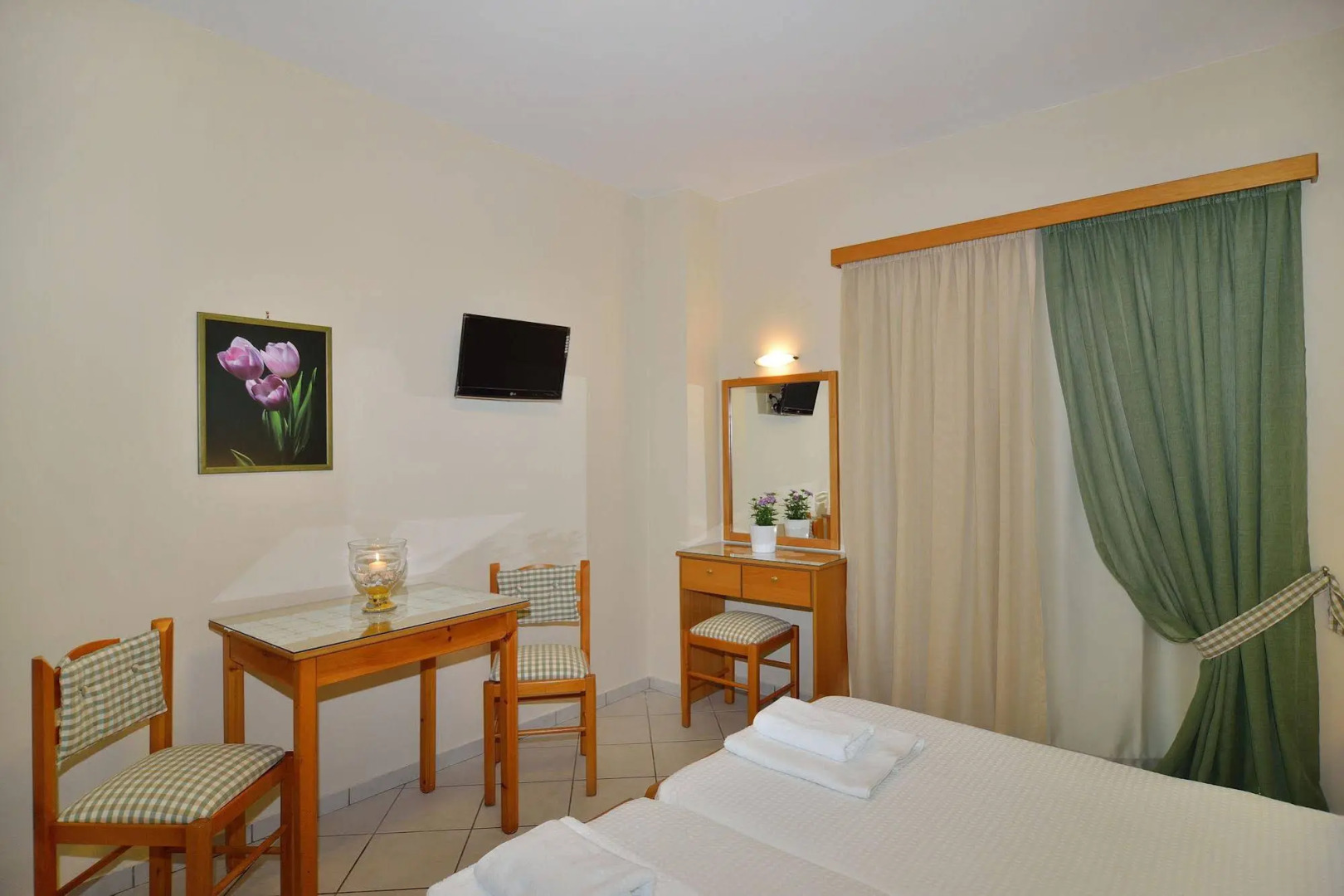 Stamatakis Boutique Studios