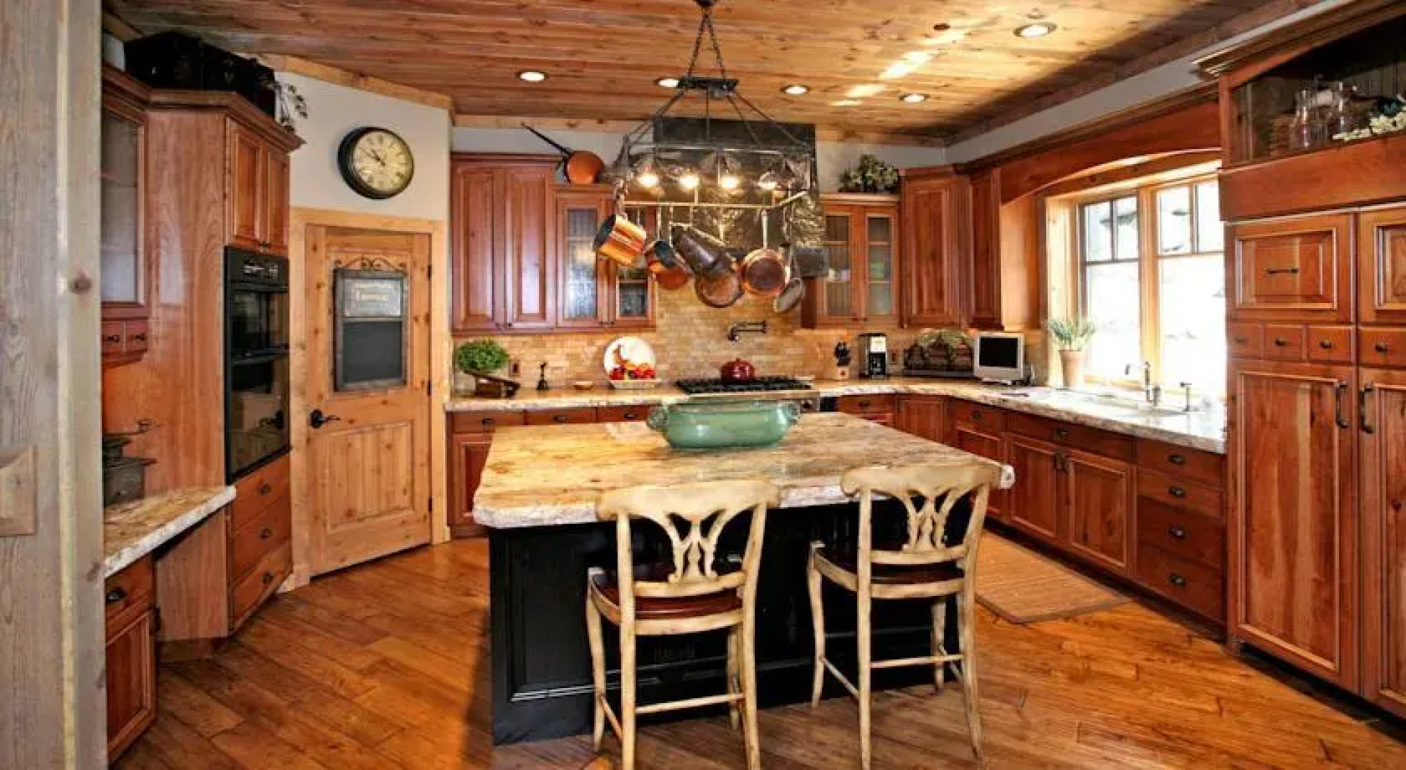 Pine Hollow by Stewart Mountain Lodging