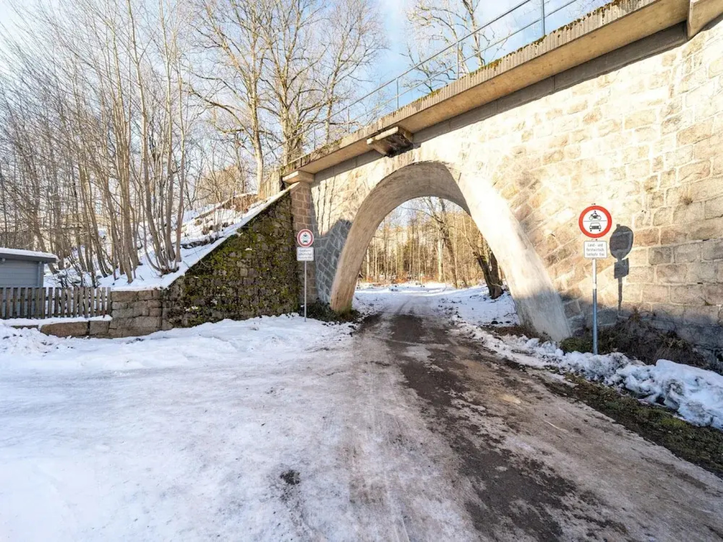 Forest Villa With Sauna