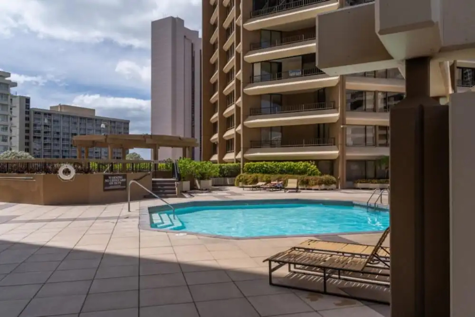 Discovery Bay Retreat