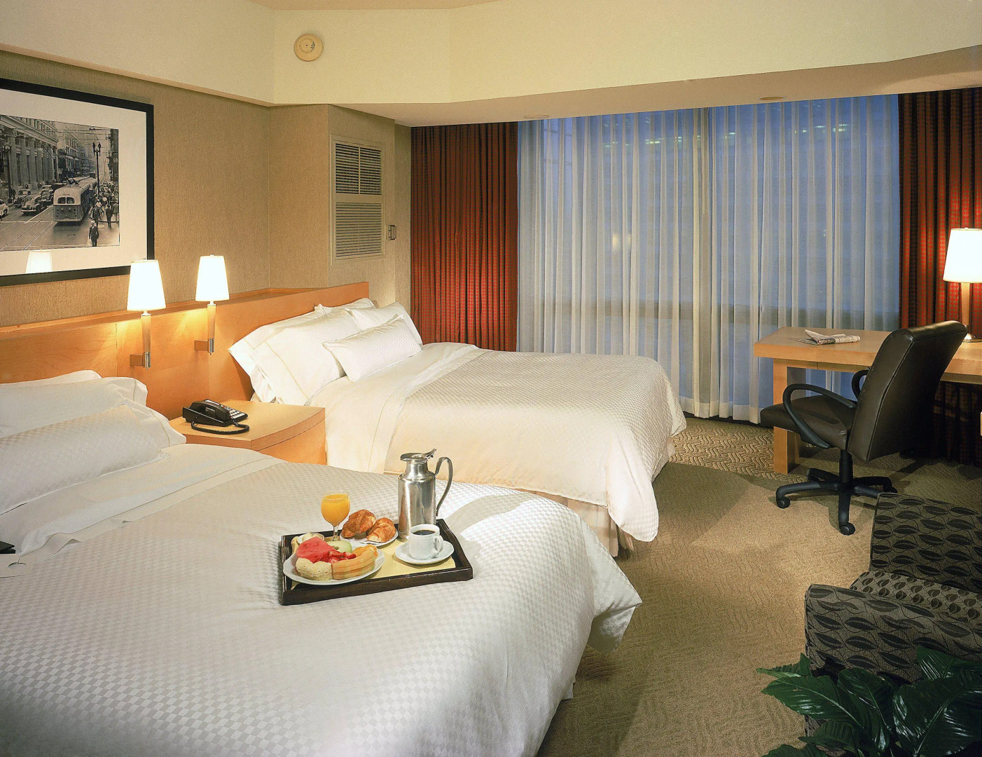 The Westin Bonaventure Hotel and Suites, Los Angeles