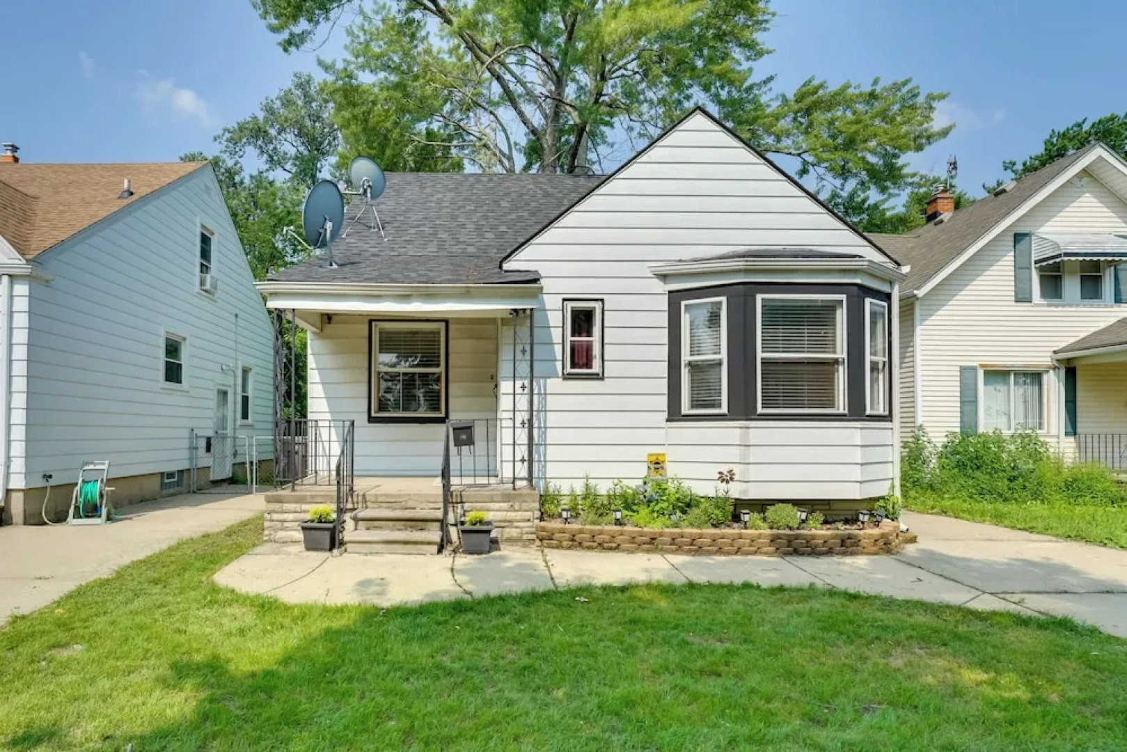Pet-friendly Dearborn Home < 2 Mi to Downtown!