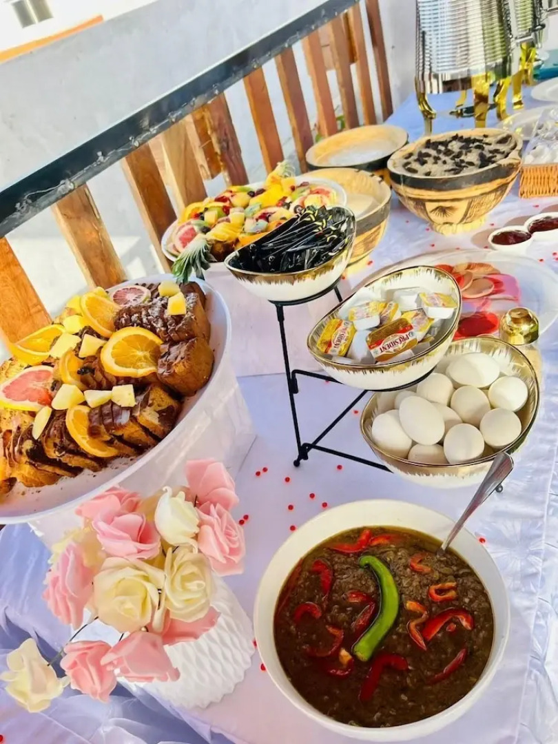 Touraco Suite Hotel Business