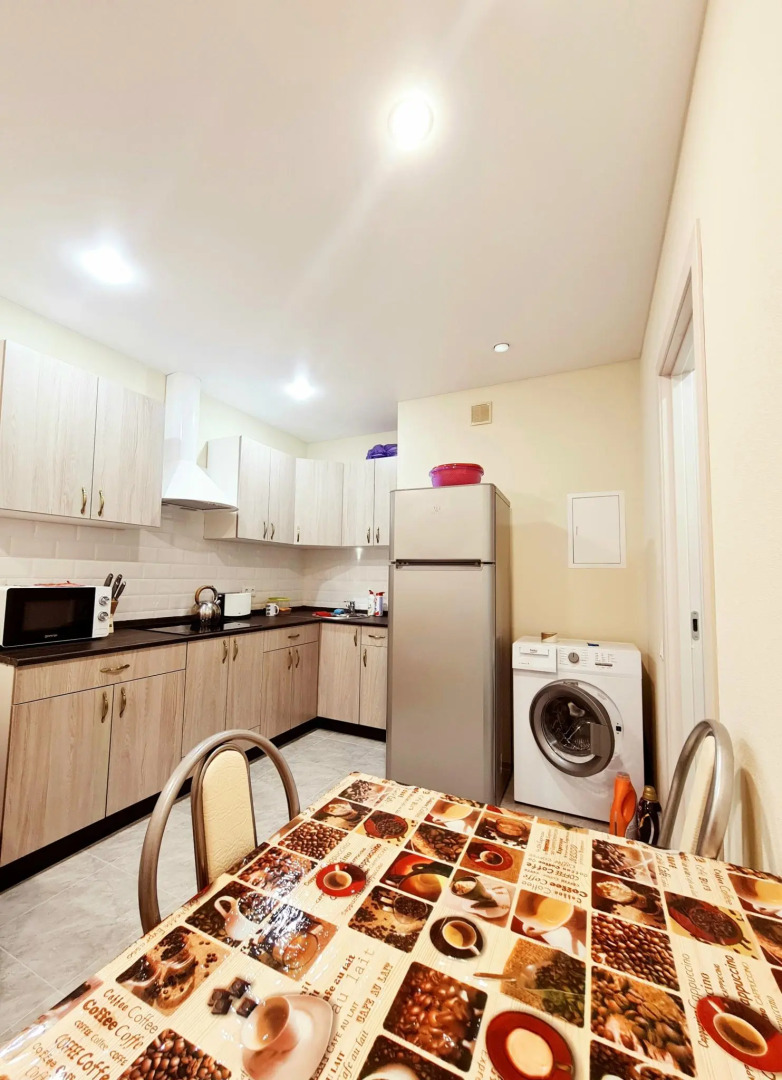 Апартаменты на проезде Лакина 10