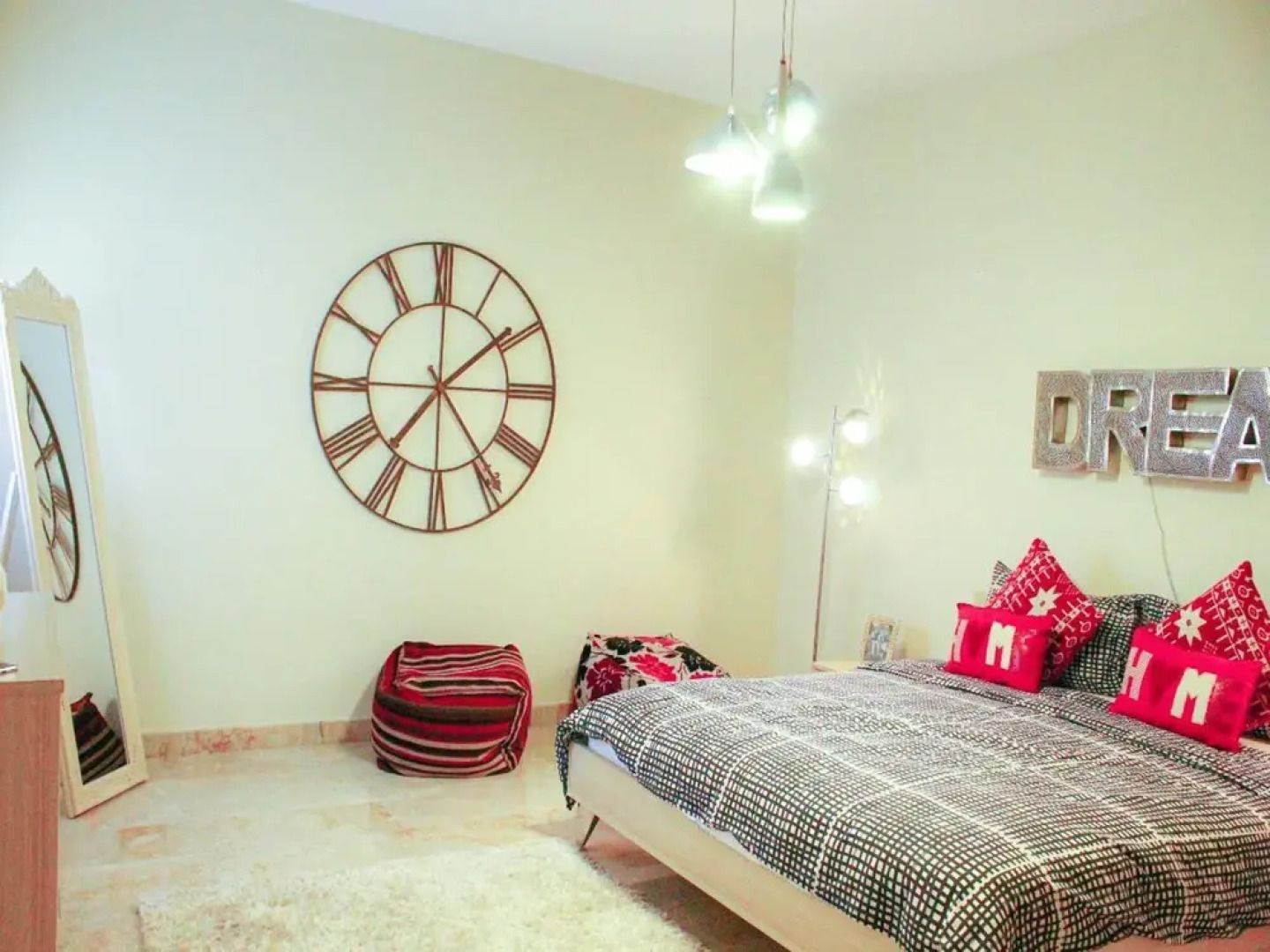 Stunning 3-bedroom Coastal Retreat