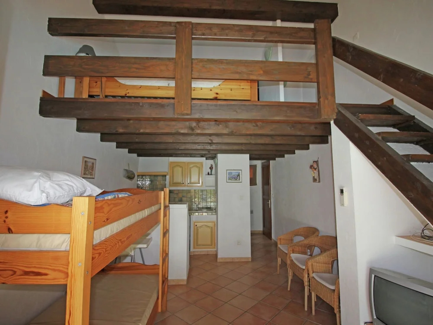 Villa With air Conditioning and Private Pool 1 km From Saint-paul-en-foret and 35 km From the sea