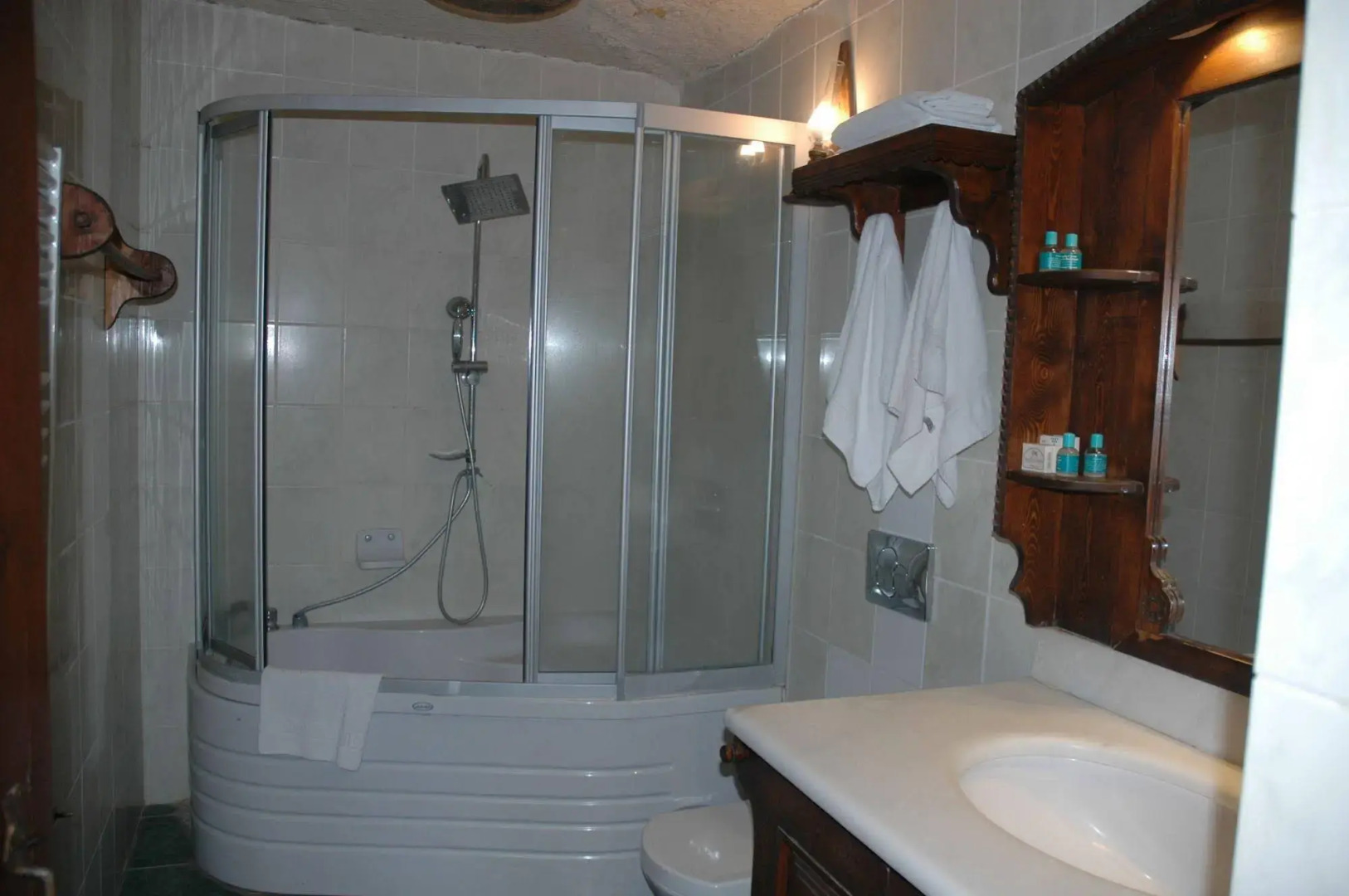 Elkep Evi Cave Hotel