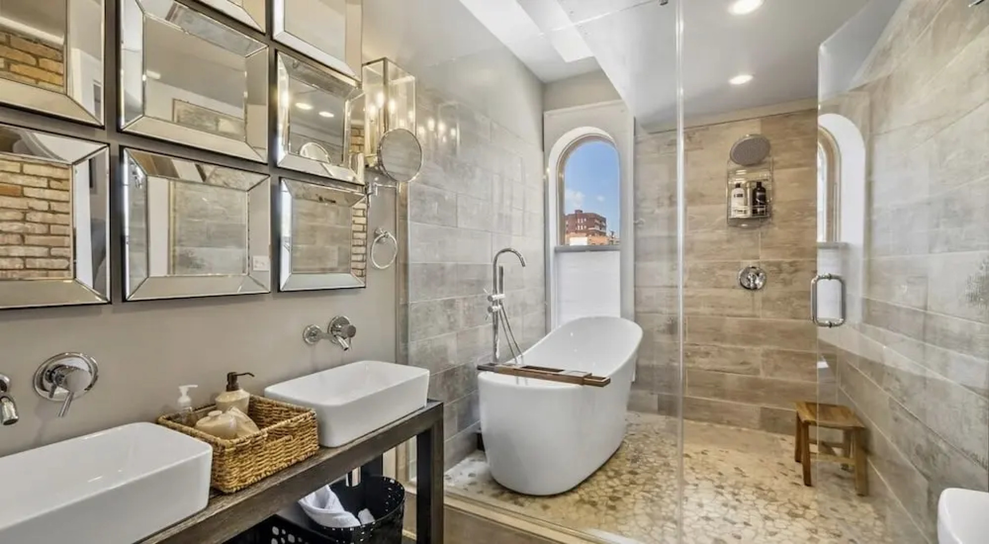 The Cochrane House Luxury Historic Inn