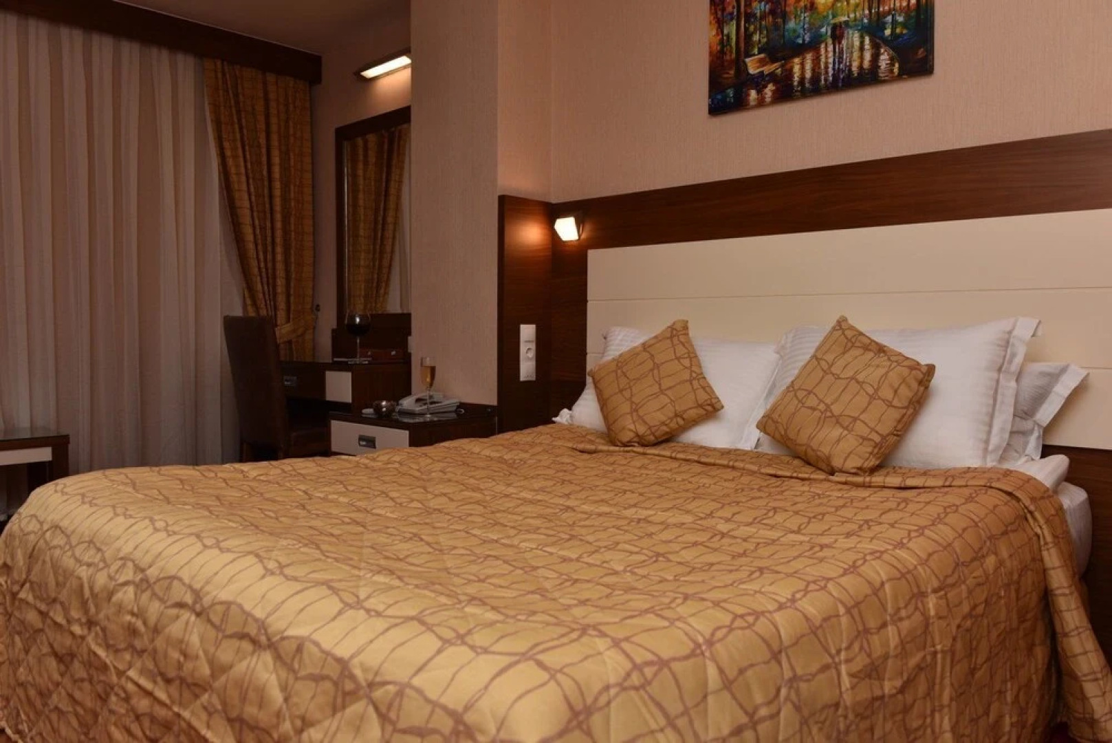 Ozgobek Ronesans Hotel De Luxe