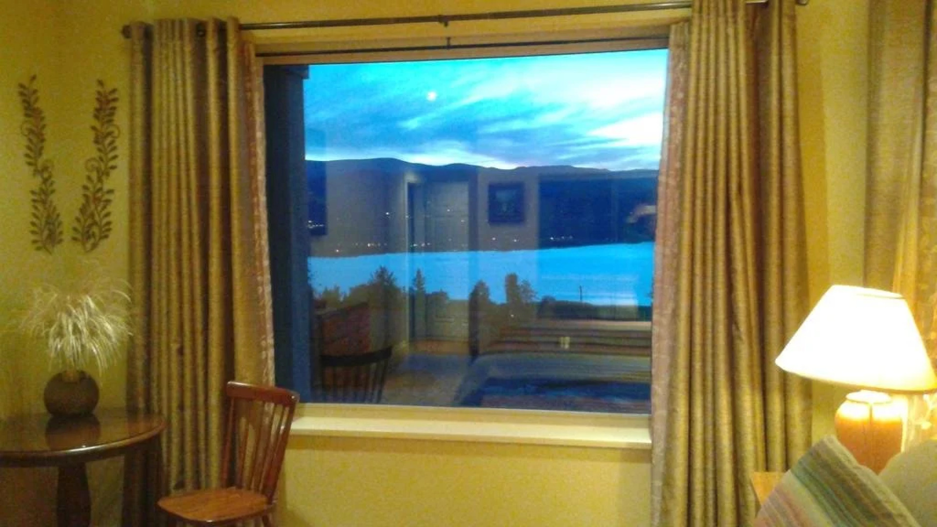 Above Naramata Bed & Breakfast