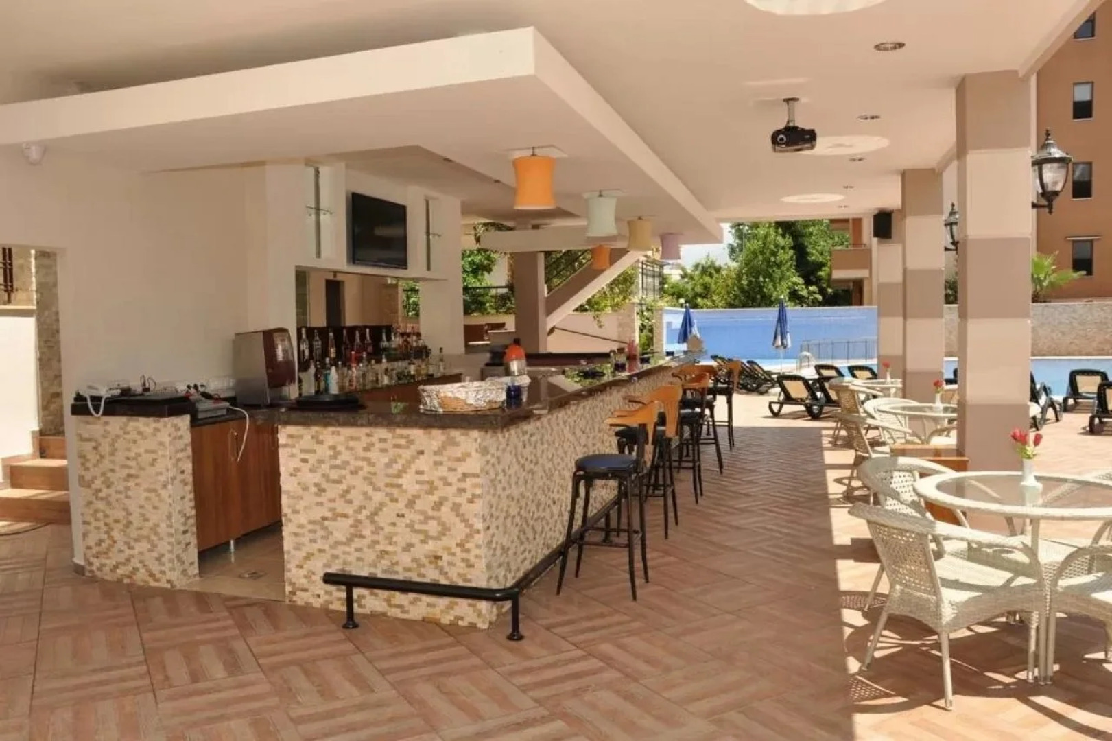 Almera Park Apart Hotel
