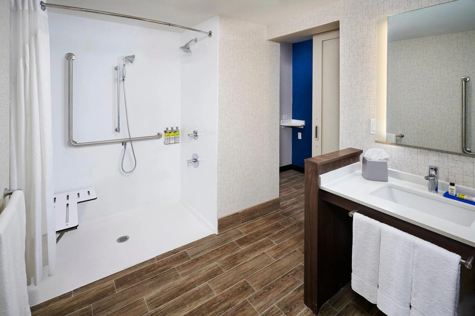 Holiday Inn Express Sarnia - Point Edward by IHG