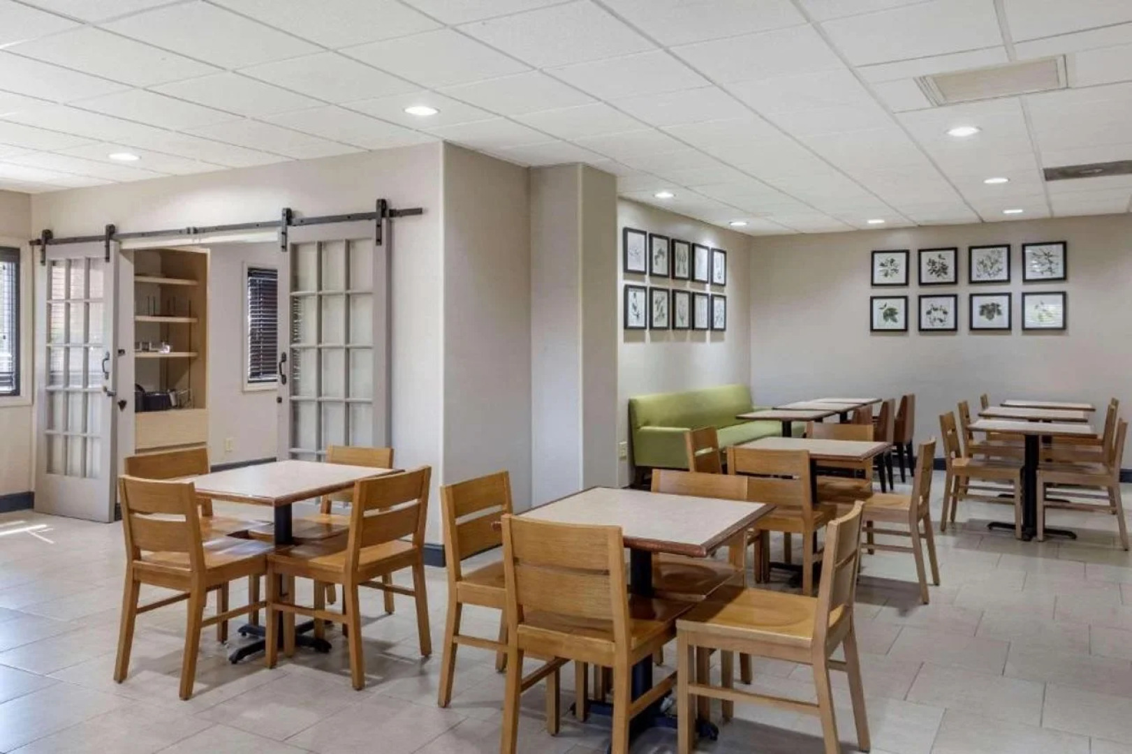 Country Inn & Suites by Radisson, Atlanta Downtown