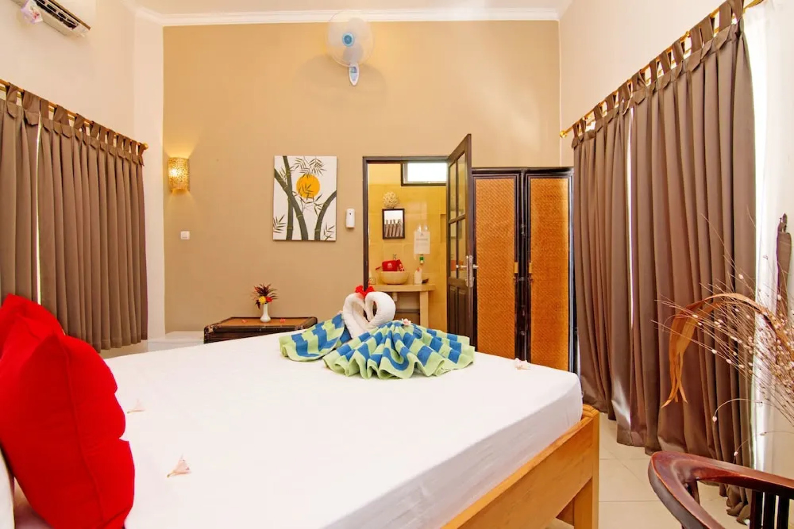 ZEN Rooms Air Terjun Sing - Sing