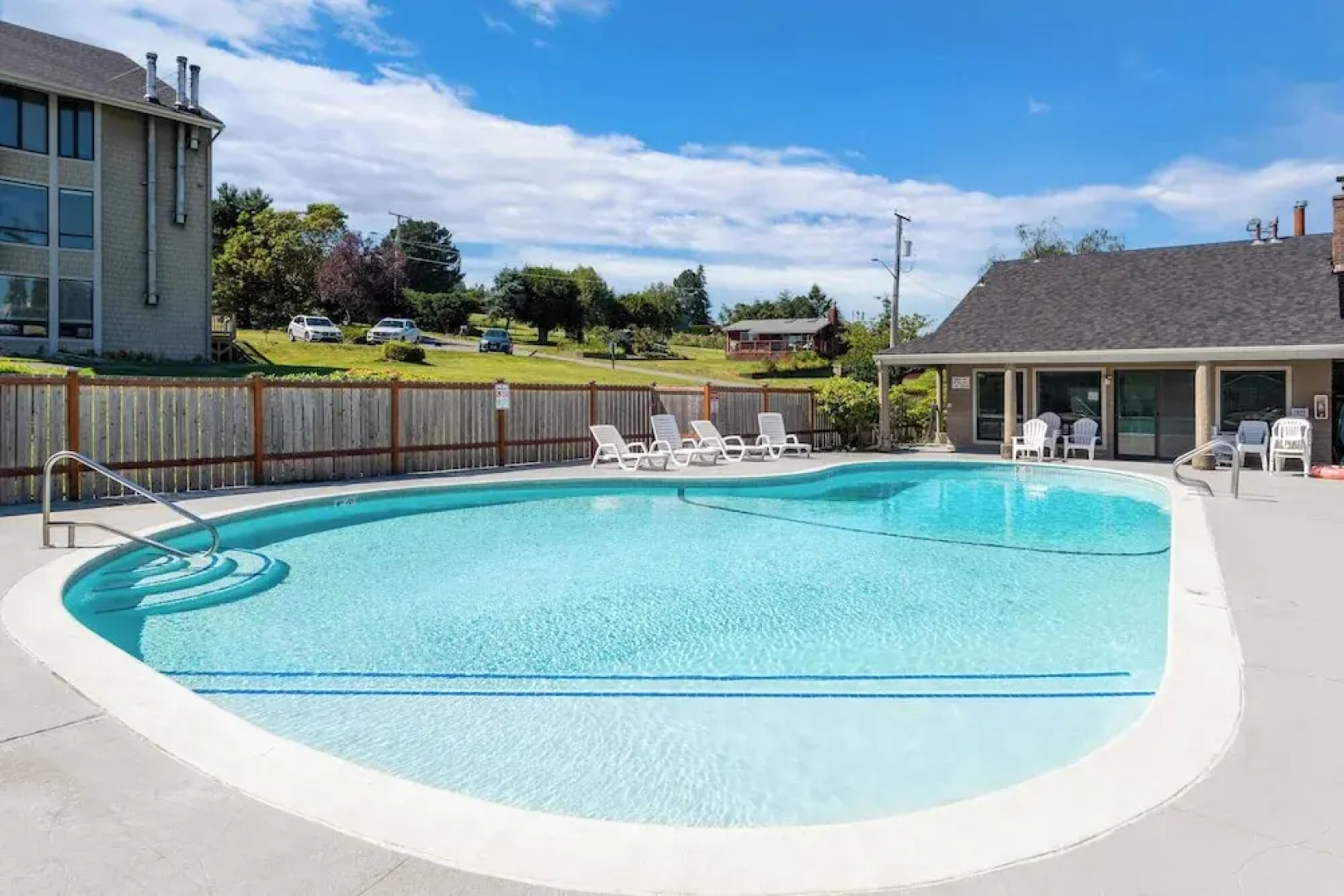 Beachcomber's Bliss by Avantstay Steps to the Beach Ocean Views