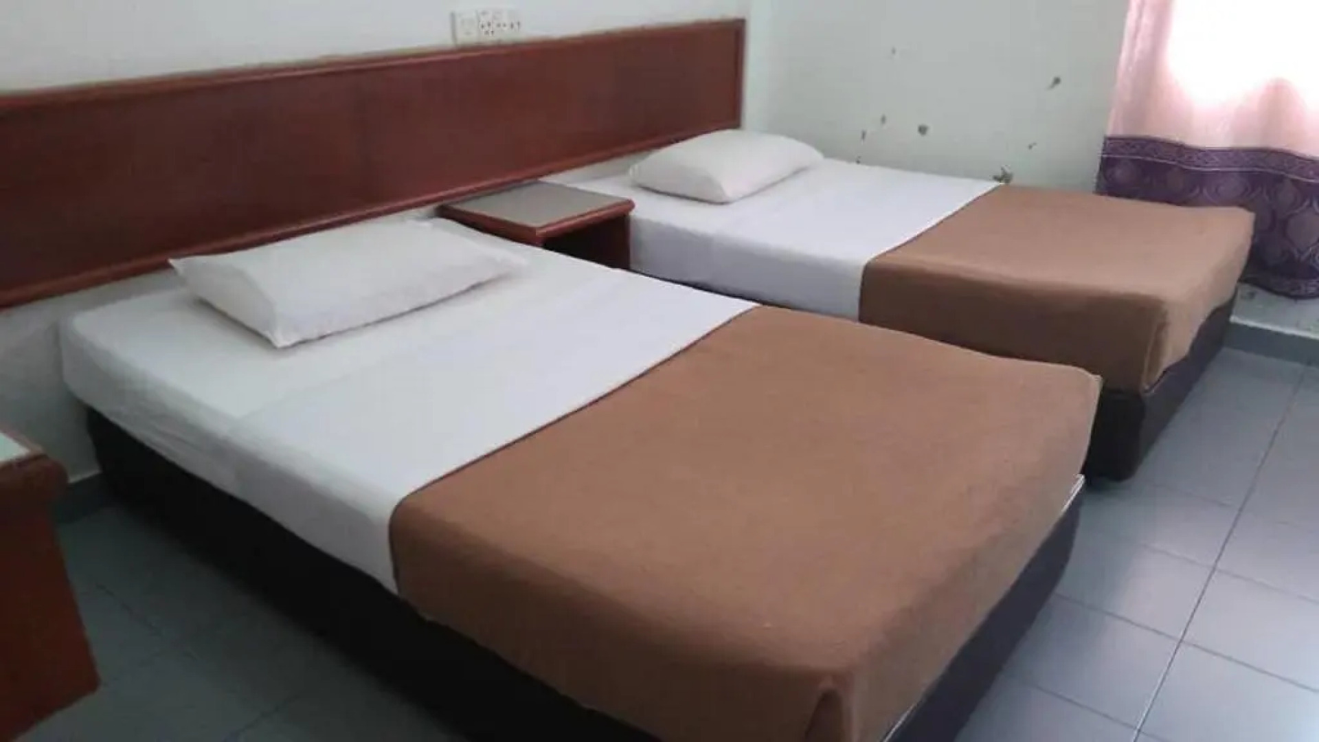 OYO 90739 Dung Fang Hotel