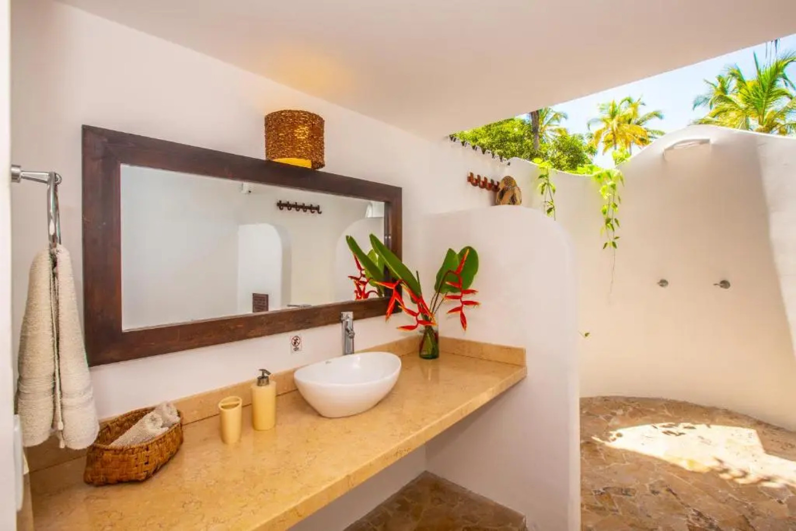 Gitana del Mar Boutique Beach Resort