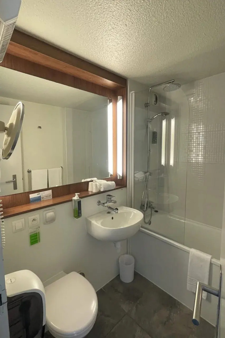 Brit Hotel Quimper Sud