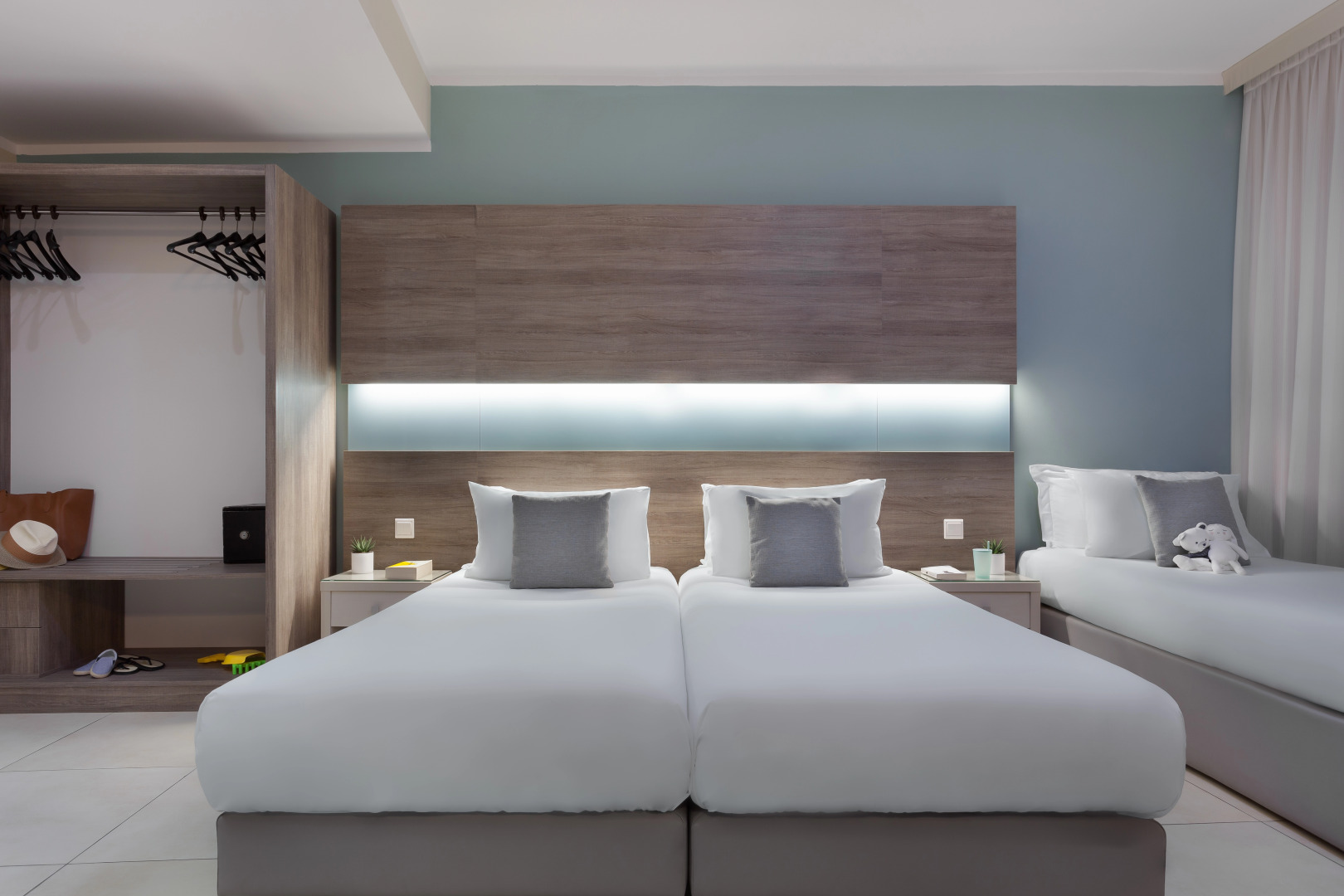 115 The Strand Hotel by NEU Collective