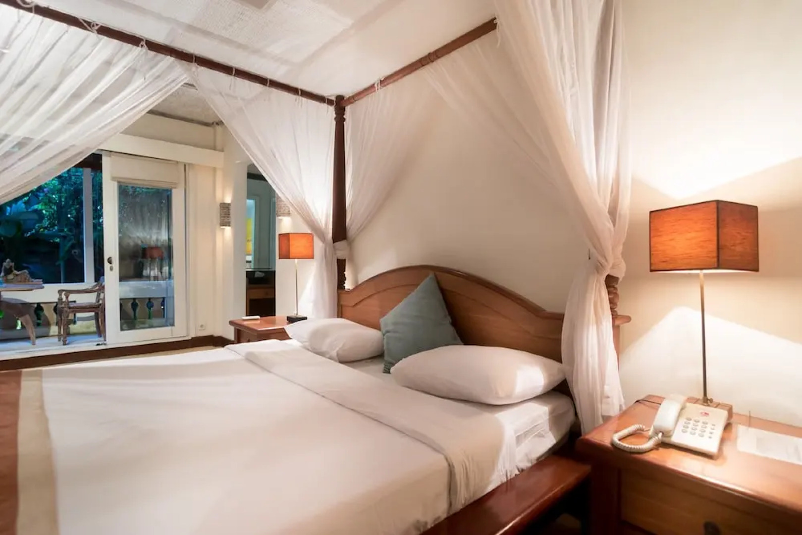 Gajah Biru Bungalows Hotel