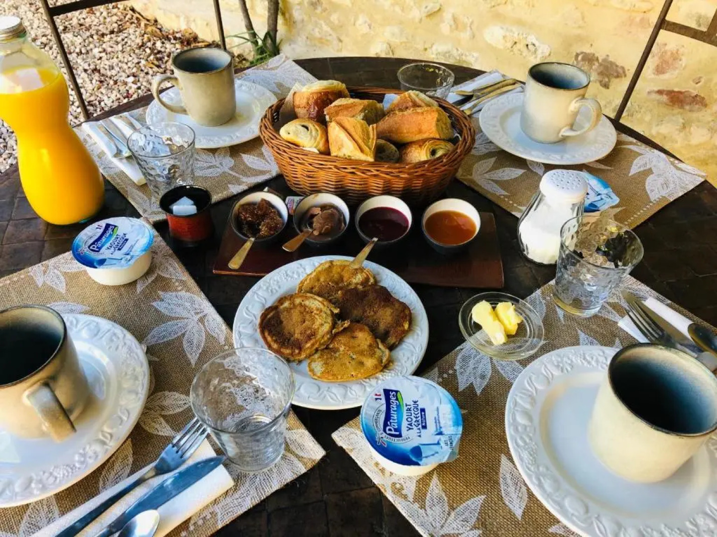 Maison Des Bourgades