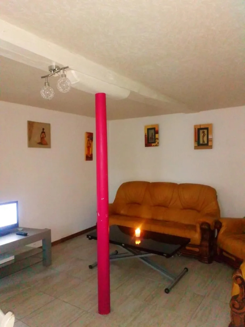 House With 2 Bedrooms in Chevannes, With Enclosed Garden and Wifi