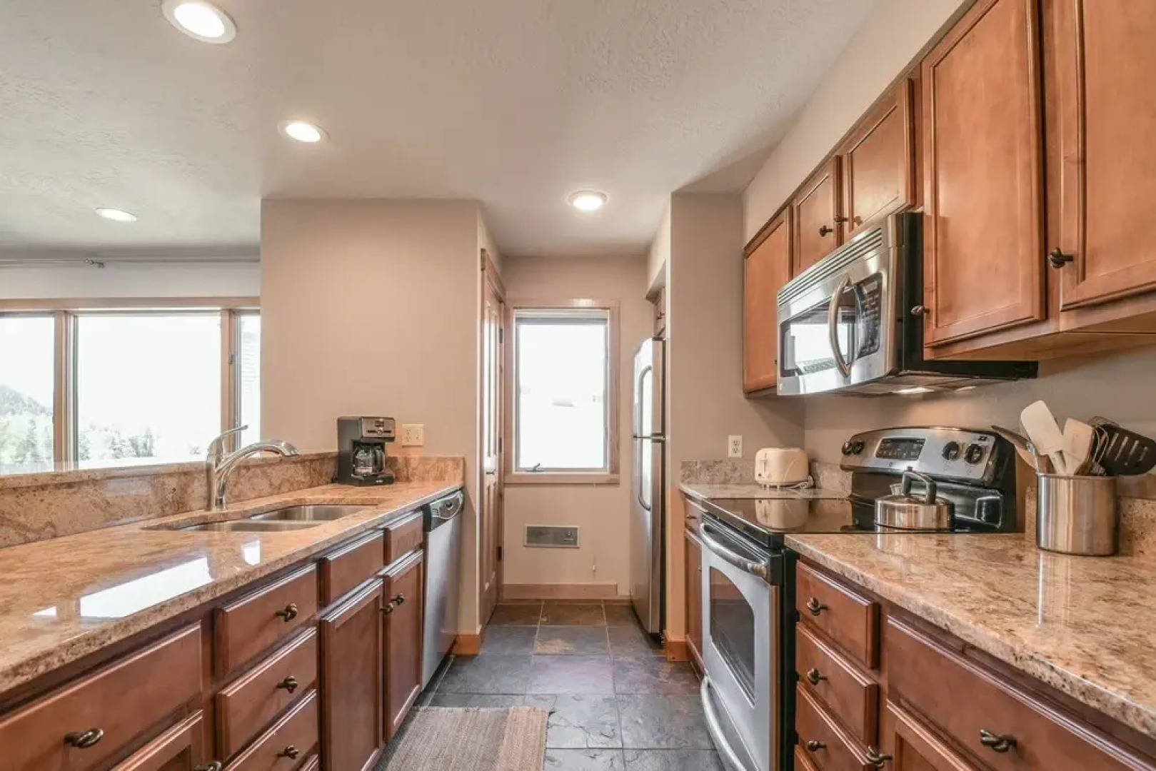 Montezuma 1771 by SummitCove Vacation Lodging