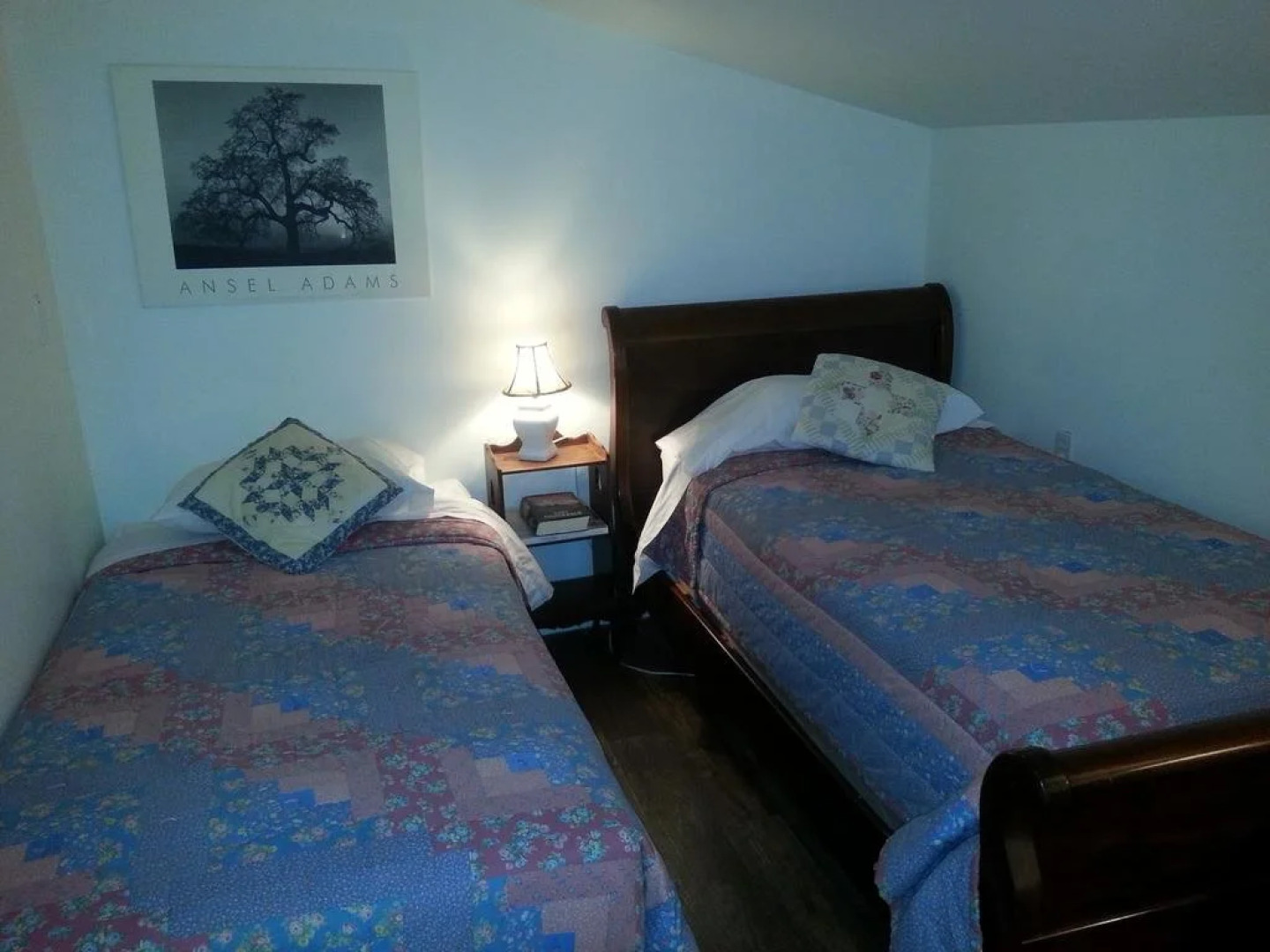 Port Albert Inn and Cottages