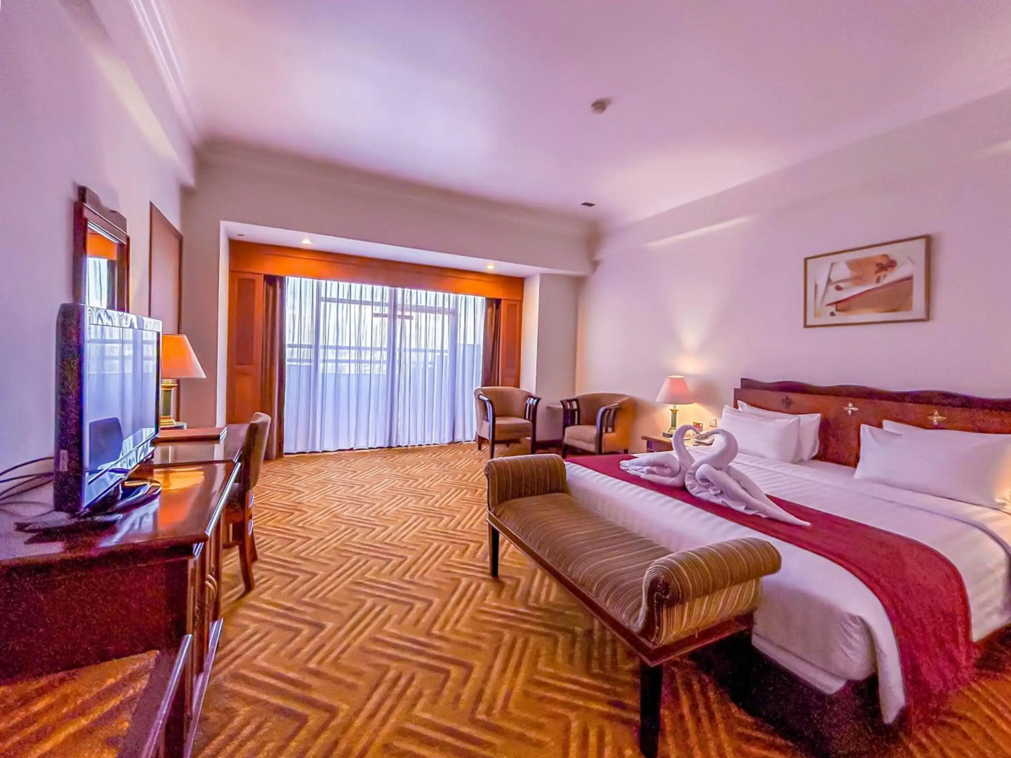 Planet Holiday Hotel & Residence