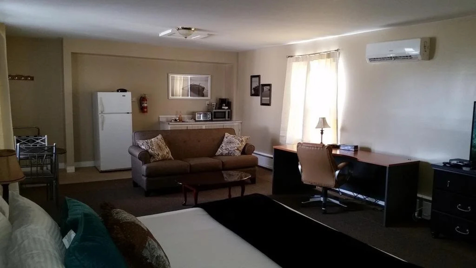 Middleton Motel & Suites