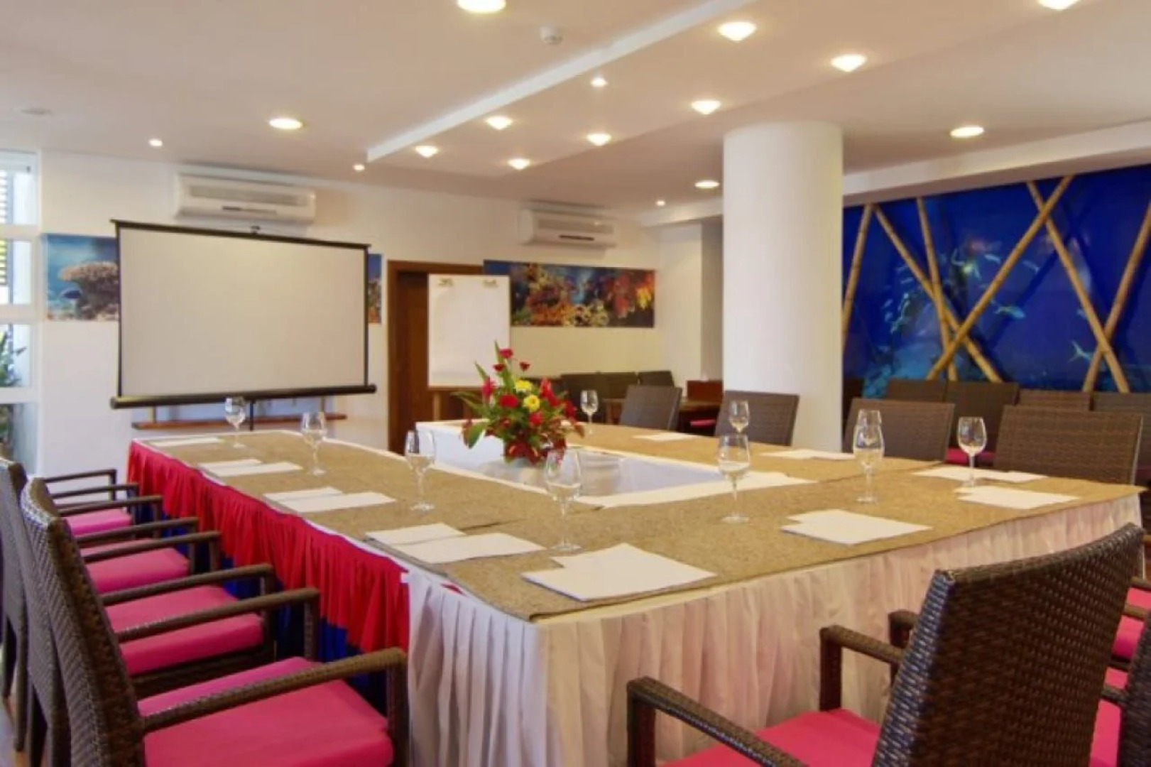 Laguna Beach Hotel & Spa