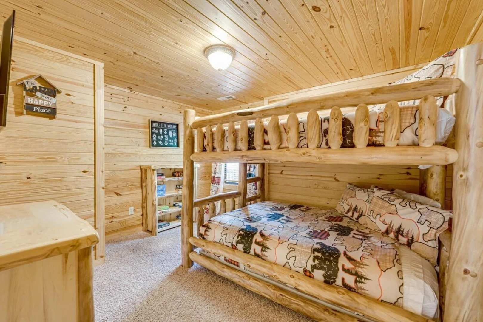 Sage Grass Retreat Wears Valley Cabin w Hot Tub Game Room Wraparound Deck