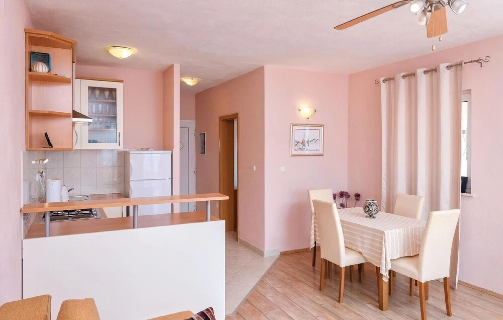 Awesome Home in Zastrazisce With Wifi and 2 Bedrooms