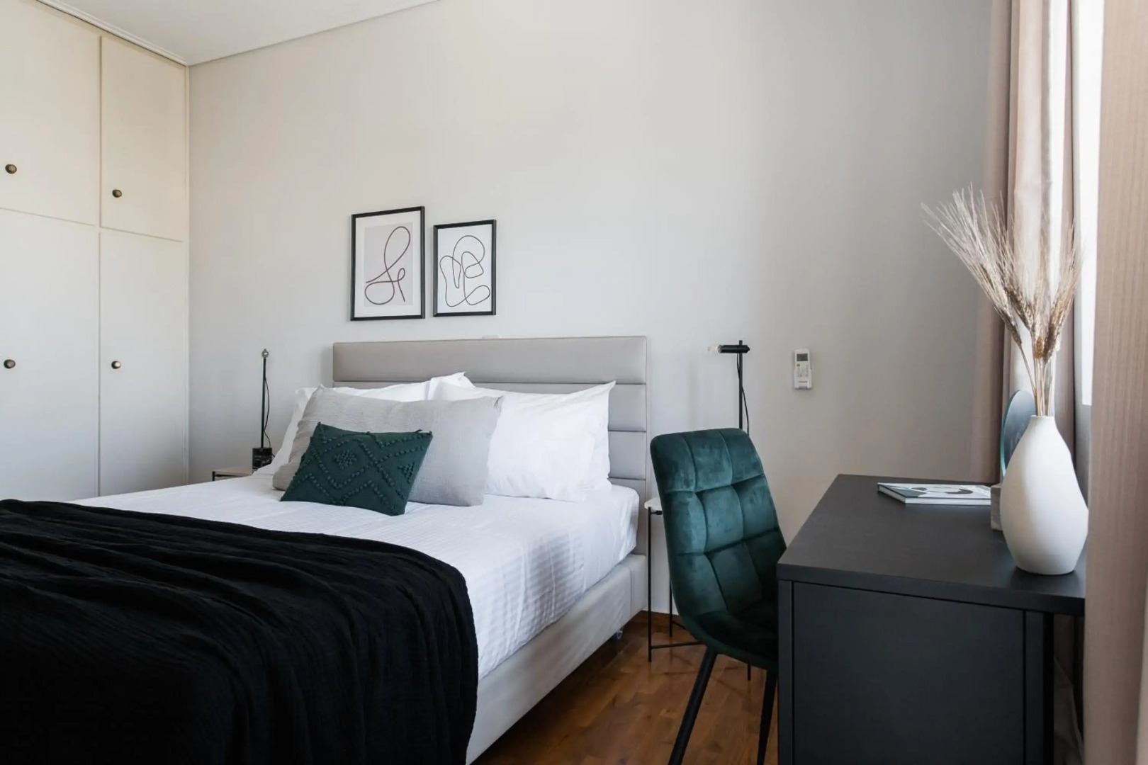 Signature 2BR Apartment in Marousi by UPSTREET