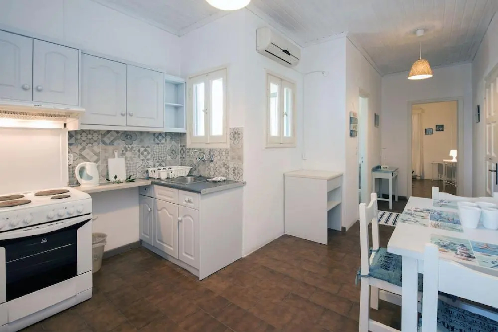 Marika Apartments & Annexe
