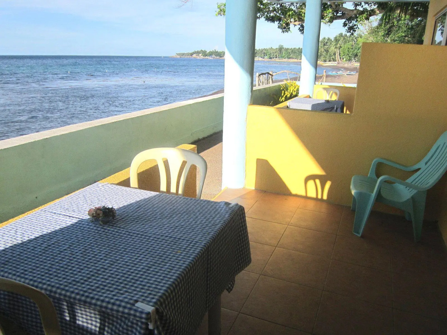 Golden Sunset Beach Club