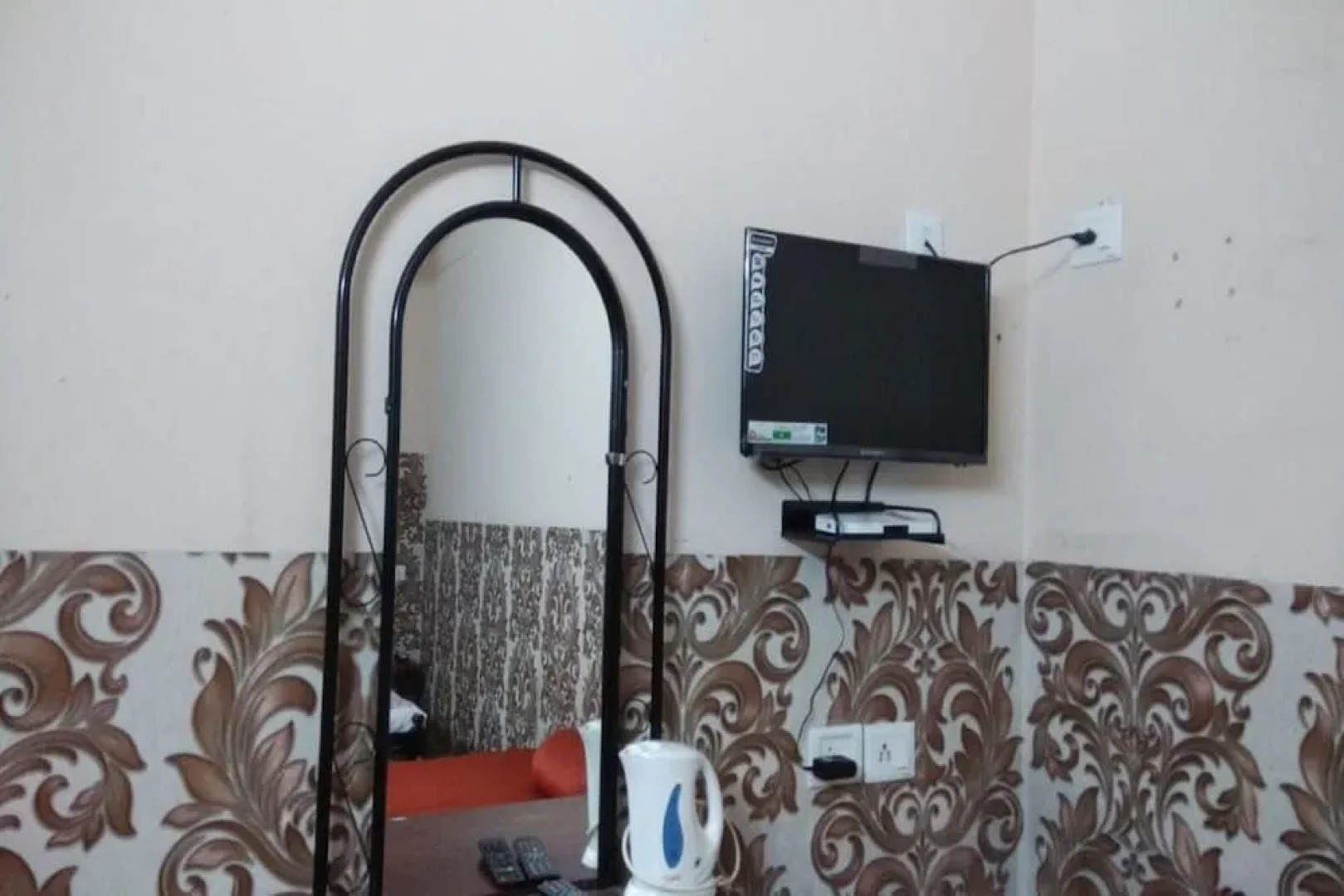 OYO 24610 Mini's Wind Haven